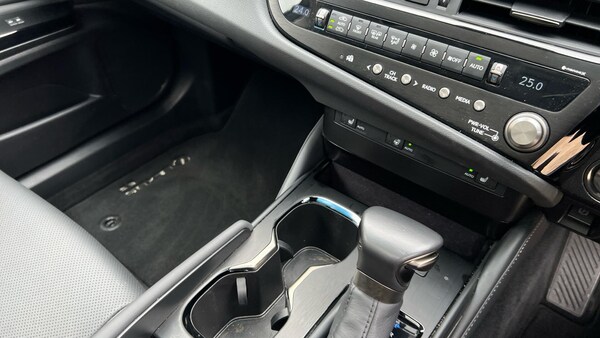 Used Lexus ES 2024 for sale - 75600796: Photo 40