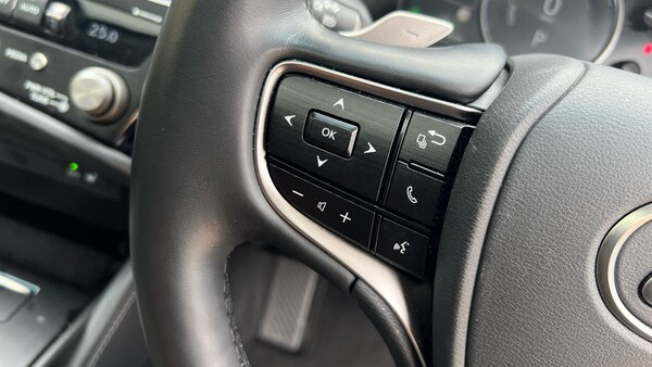 Used Lexus ES 2024 for sale - 75600796: Photo 41