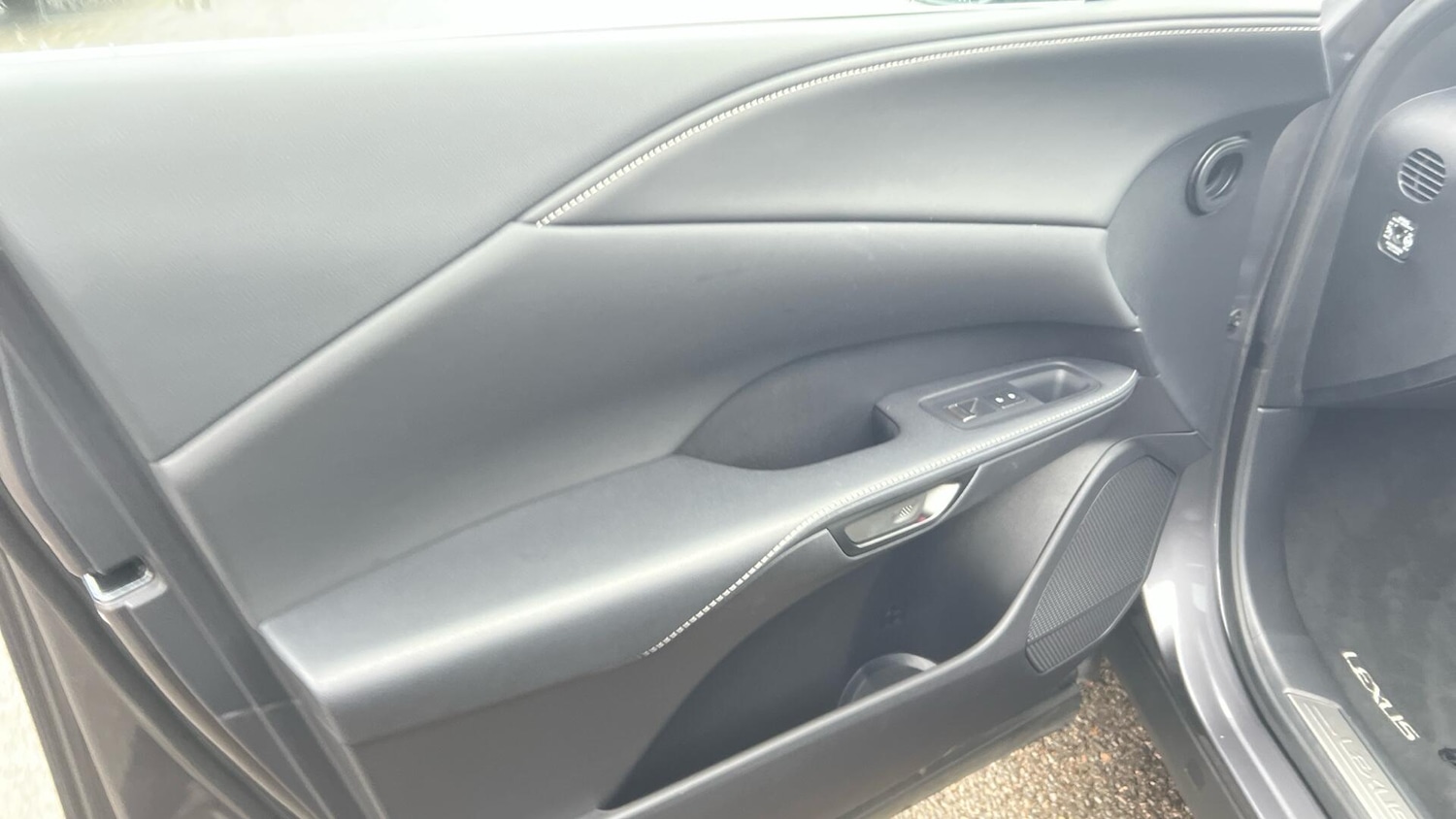 Used Lexus RX 2024 for sale - 77351356: Photo 36