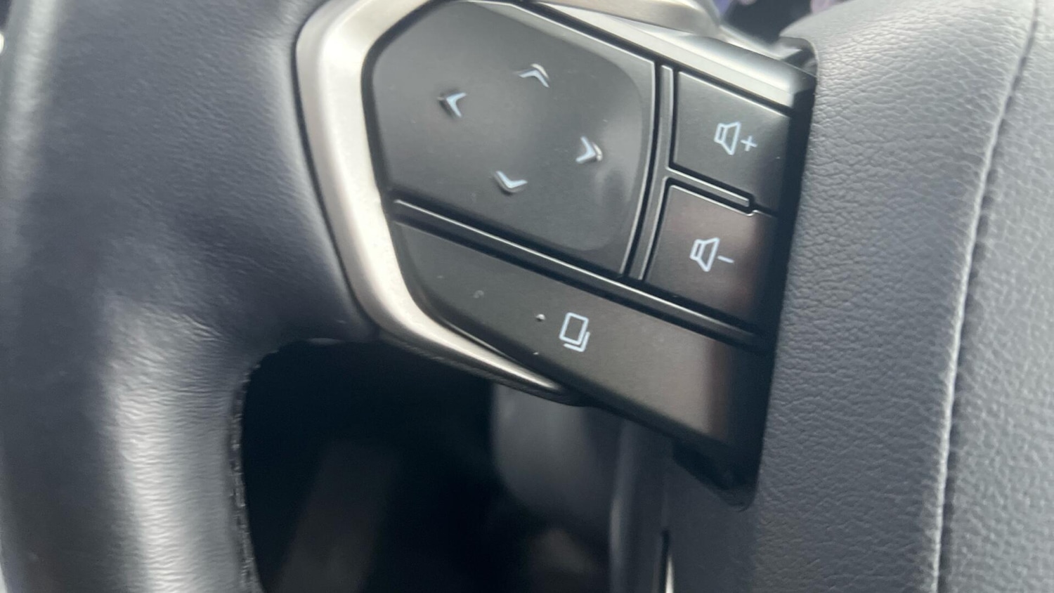 Used Lexus RX 2024 for sale - 77351356: Photo 45