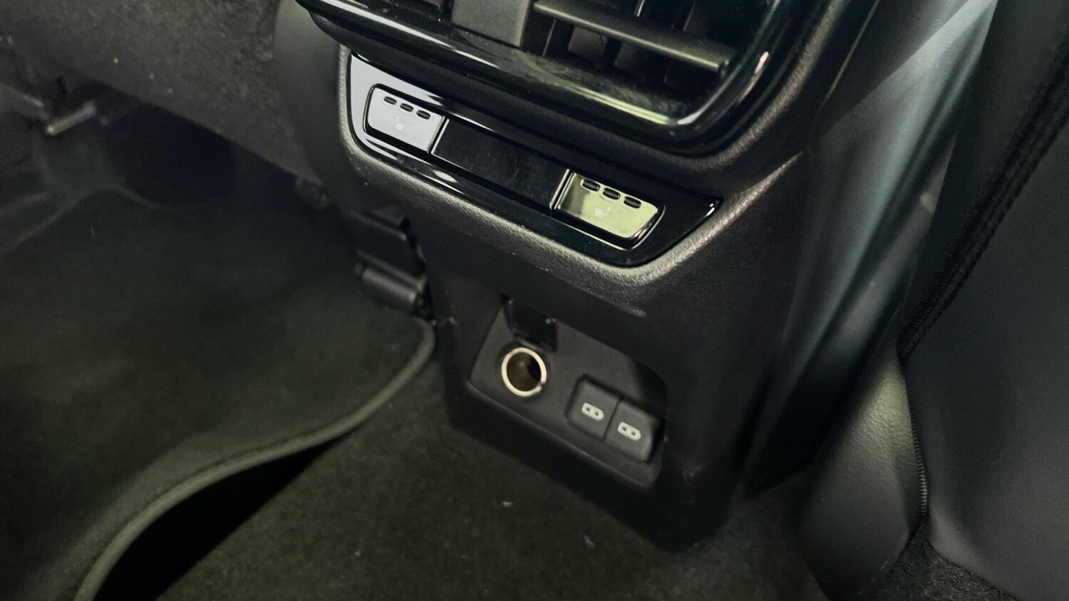 Used Lexus NX 2023 for sale - 77351936: Photo 35