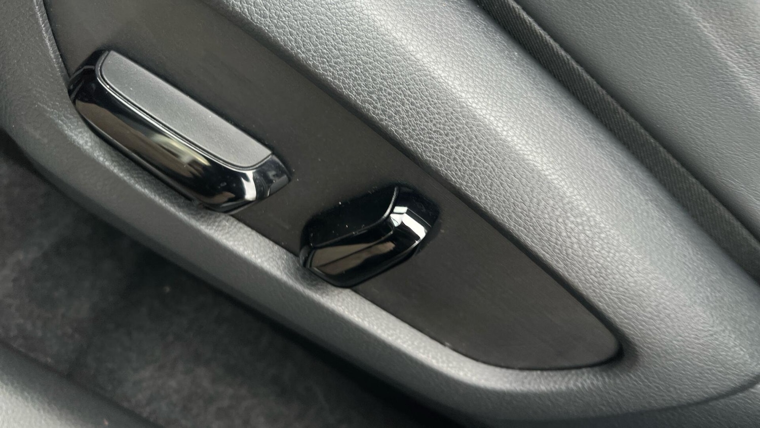 Used Lexus NX 2023 for sale - 77351936: Photo 38