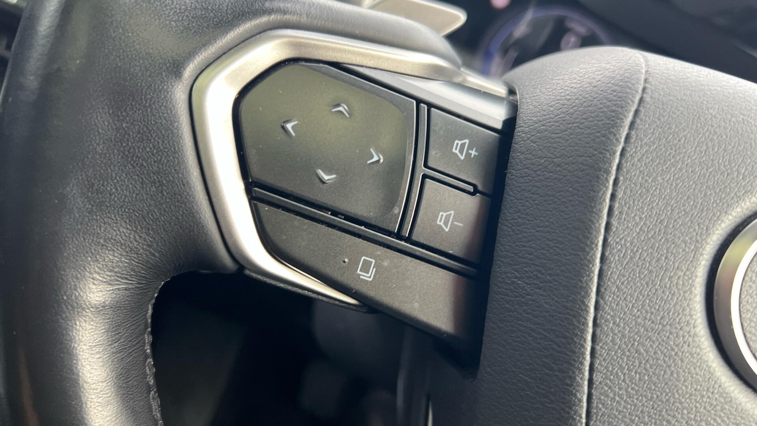 Used Lexus NX 2023 for sale - 77351936: Photo 45