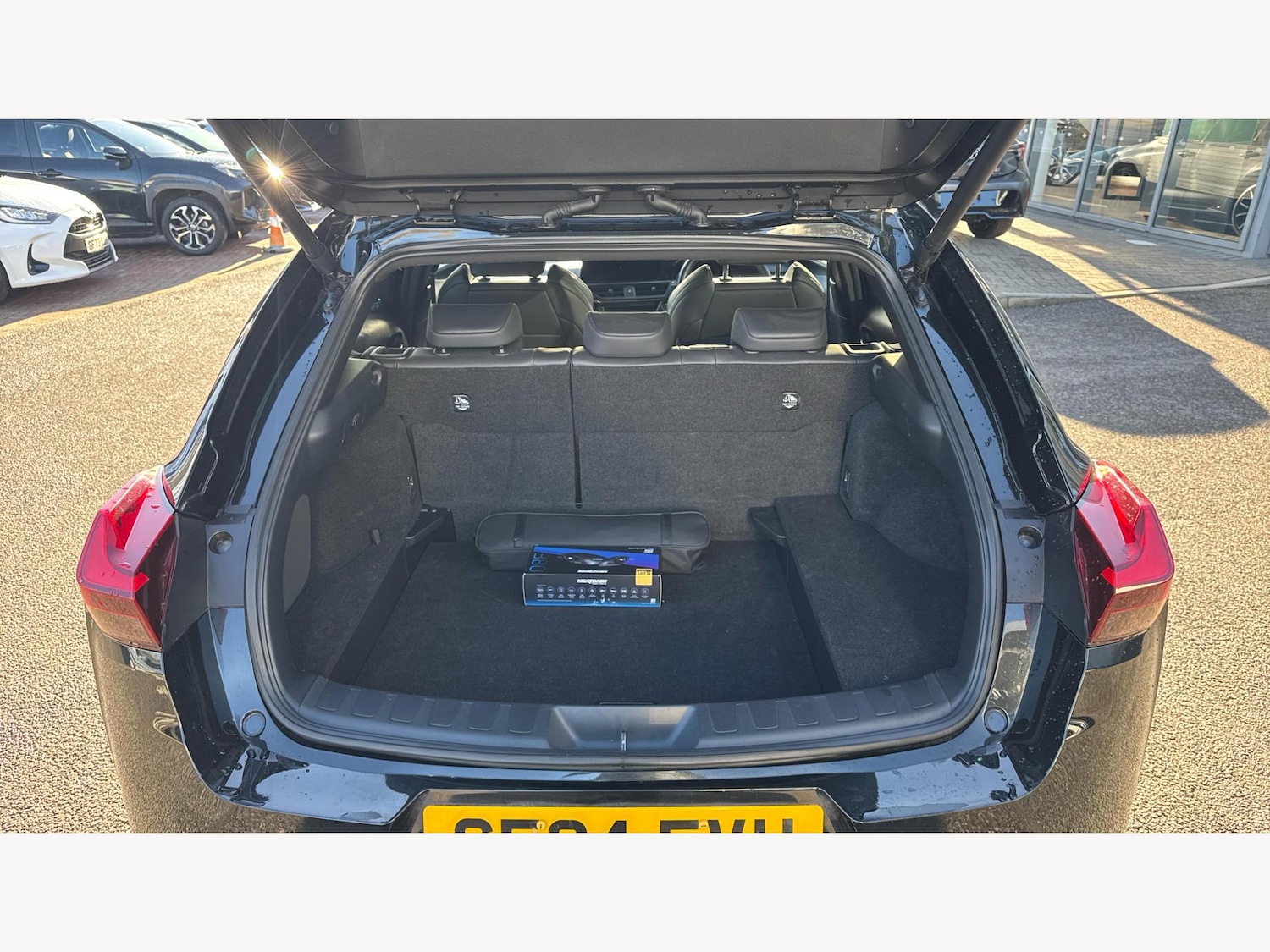 Used Lexus UX 2024 for sale - 77351417: Photo 17