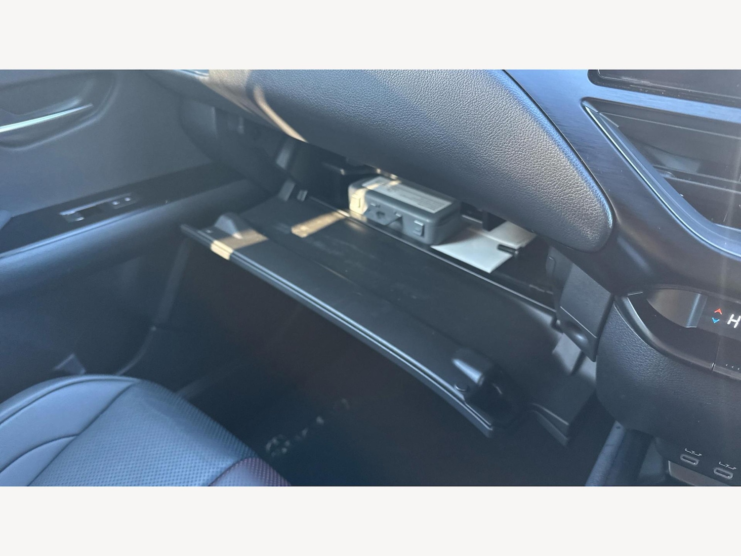 Used Lexus UX 2024 for sale - 77351417: Photo 29