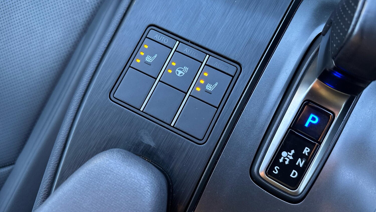 Used Lexus UX 2024 for sale - 77351417: Photo 38