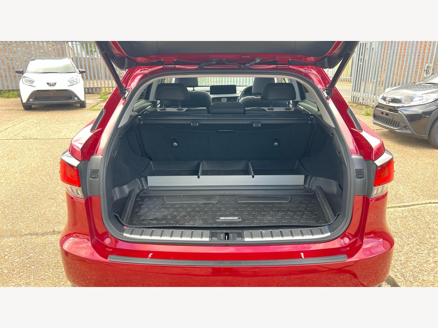 Used Lexus RX 2022 for sale - 76024493: Photo 17