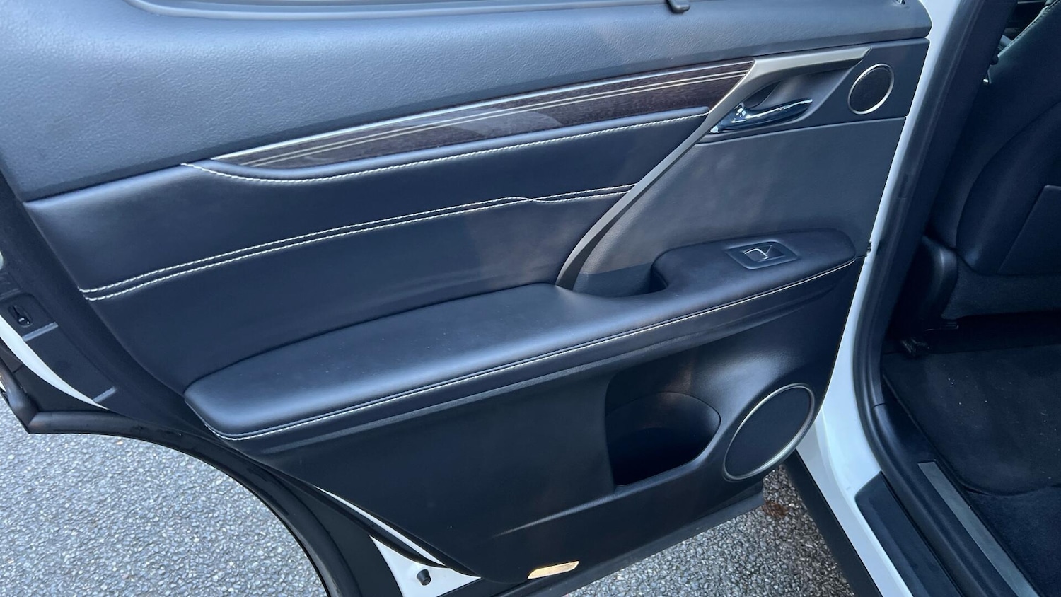 Used Lexus RX 2018 for sale - 77097881: Photo 35