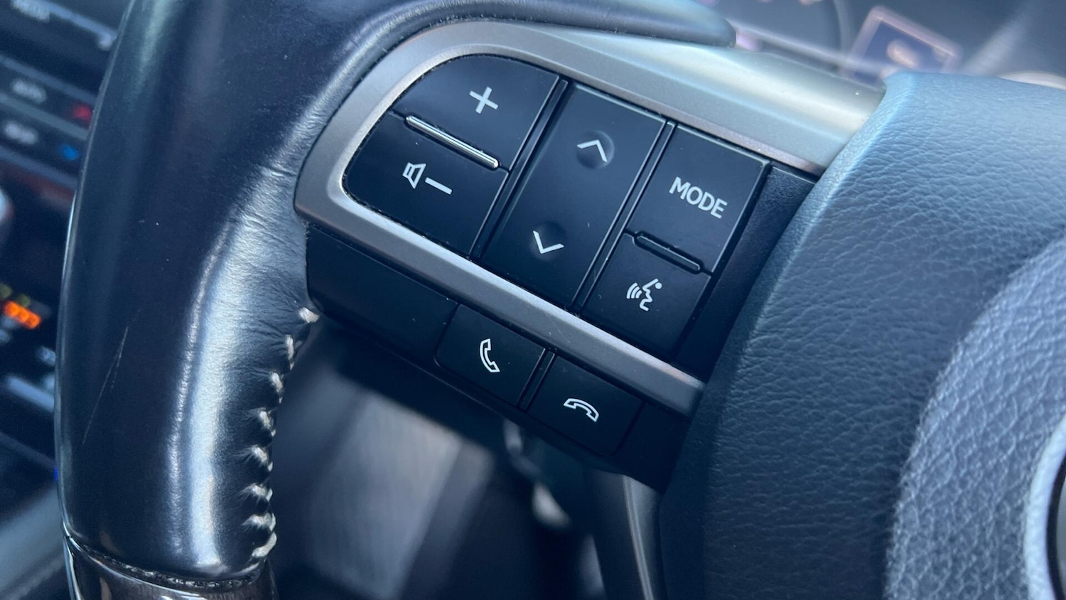 Used Lexus RX 2018 for sale - 77097881: Photo 42