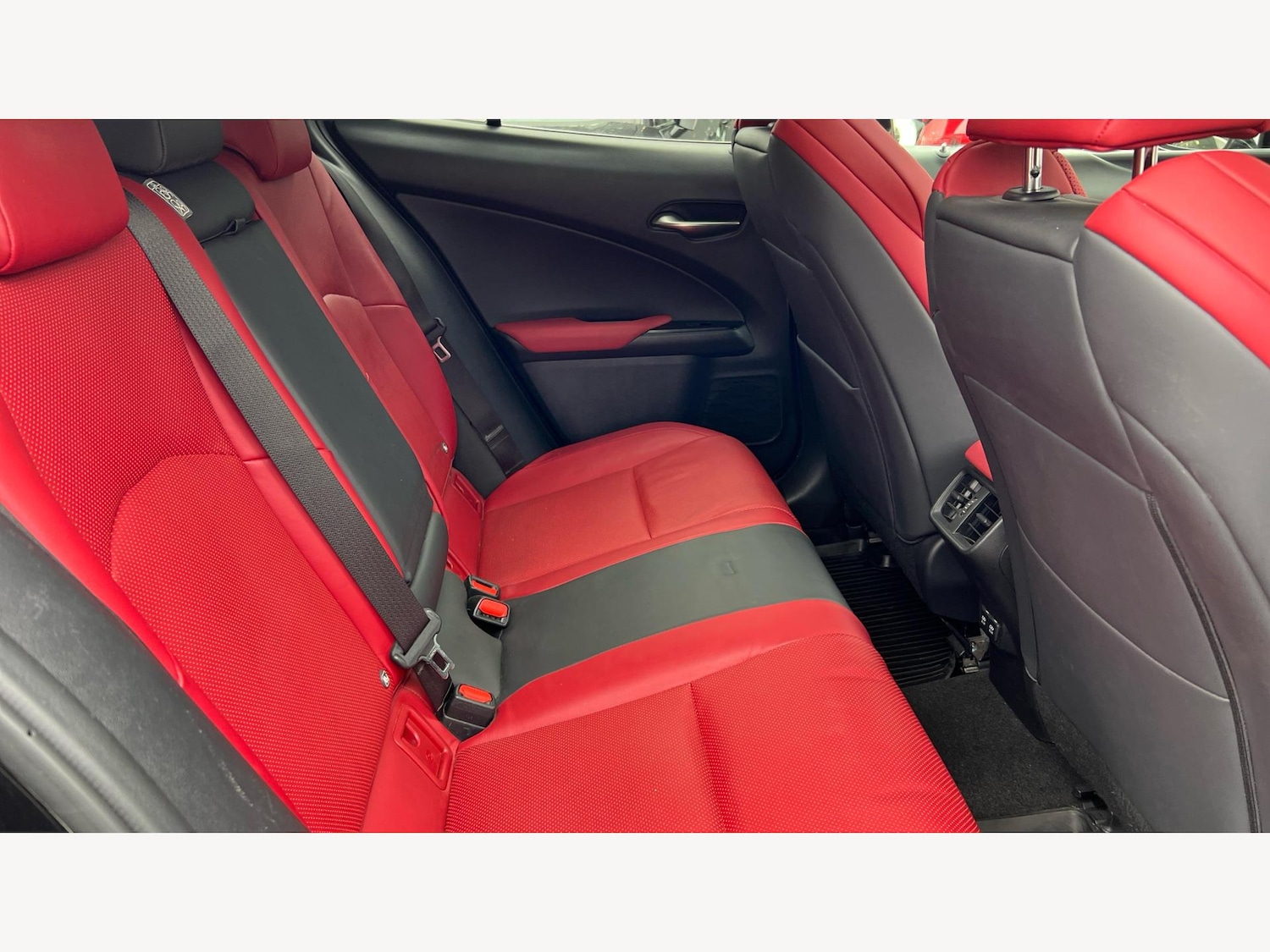 Used Lexus UX 2019 for sale - 76314799: Photo 11