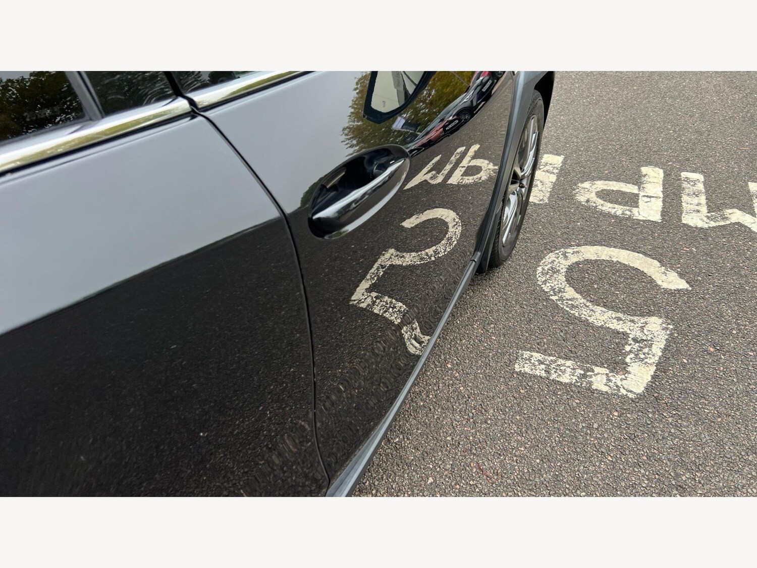 Used Lexus UX 2019 for sale - 76314799: Photo 28