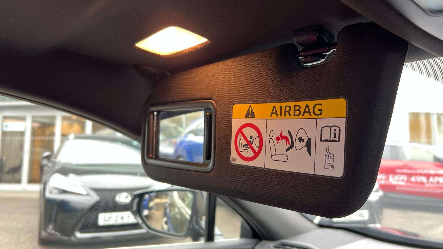 Used Lexus UX 2019 for sale - 76314799: Photo 38