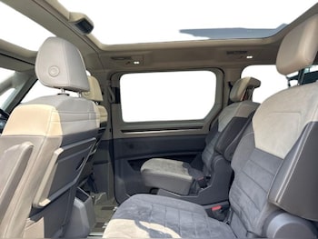 Used Volkswagen Multivan 2024 for sale - 78748235: Photo