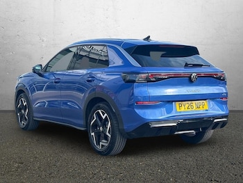 Used Volkswagen T-Roc 2026 for sale - 79537972: Photo