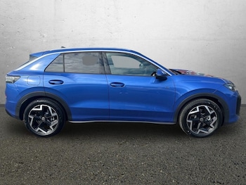 Used Volkswagen T-Roc 2026 for sale - 79537972: Photo