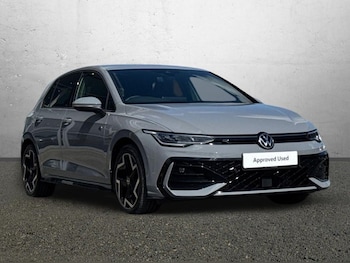 Used Volkswagen Golf 2024 for sale - 78508011: Photo