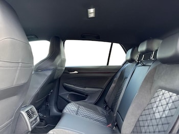 Used Volkswagen Golf 2024 for sale - 78508011: Photo