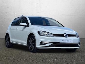 Used Volkswagen Golf 2019 for sale - 78938128: Photo