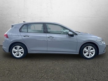 Used Volkswagen Golf 2023 for sale - 79746331: Photo
