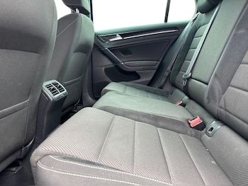 Used Volkswagen Golf 2019 for sale - 78486135: Photo