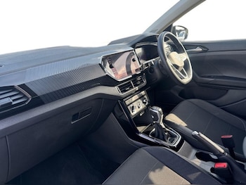 Used Volkswagen T-Cross 2023 for sale - 79500402: Photo