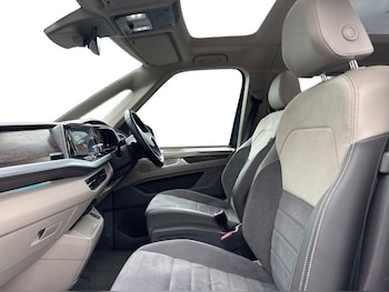 Used Volkswagen Multivan 2024 for sale - 78748234: Photo