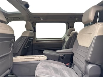 Used Volkswagen Multivan 2024 for sale - 78748234: Photo