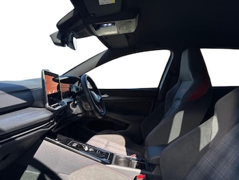 Used Volkswagen Golf 2025 for sale - 78339841: Photo