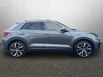 Used Volkswagen T-Roc 2023 for sale - 79456746: Photo
