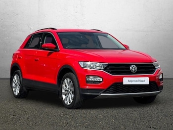 Used Volkswagen T-Roc 2019 for sale - 78540335: Photo
