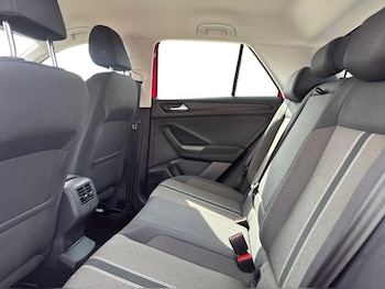 Used Volkswagen T-Roc 2019 for sale - 78540335: Photo