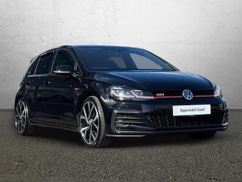 Used Volkswagen Golf 2019 for sale - 78424133: Photo