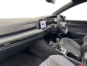 Used Volkswagen Golf 2024 for sale - 79456745: Photo