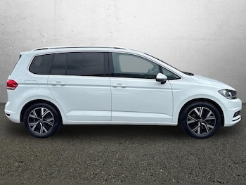 Used Volkswagen Touran 2023 for sale - 79071163: Photo