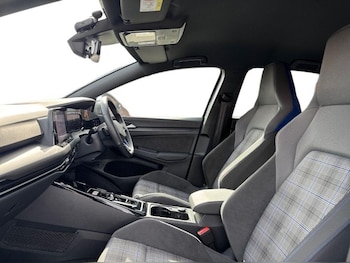 Used Volkswagen Golf 2024 for sale - 78335998: Photo