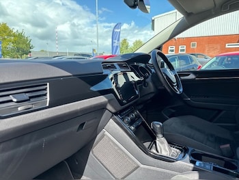 Used Volkswagen Touran 2021 for sale - 79417311: Photo