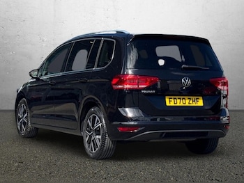 Used Volkswagen Touran 2021 for sale - 79417311: Photo