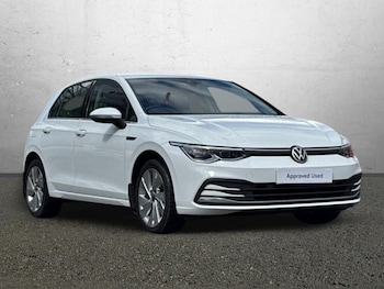 Used Volkswagen Golf 2020 for sale - 78581595: Photo