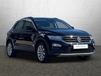 Used Volkswagen T-Roc 2018 for sale - 79004294: Photo