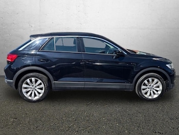 Used Volkswagen T-Roc 2018 for sale - 79004294: Photo