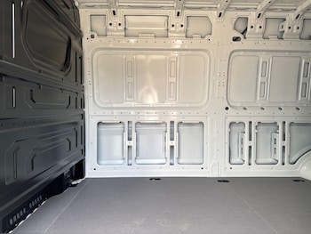 Used Volkswagen Crafter 2025 for sale - 78724626: Photo