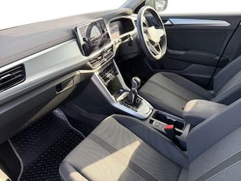 Used Volkswagen T-Roc 2022 for sale - 79703399: Photo