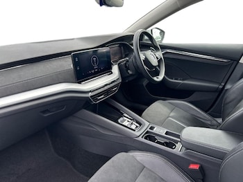 Used Skoda Octavia 2023 for sale - 79537970: Photo