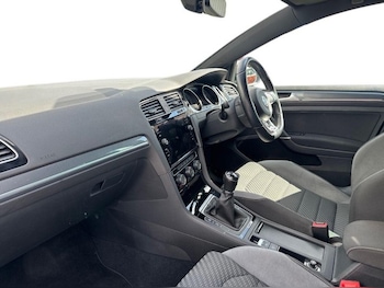 Used Volkswagen Golf 2019 for sale - 79098301: Photo
