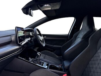 Used Volkswagen Golf 2024 for sale - 78339839: Photo