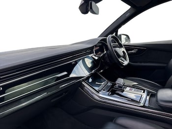 Used Audi Q7 2020 for sale - 79491496: Photo