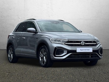Used Volkswagen T-Roc 2023 for sale - 79541957: Photo