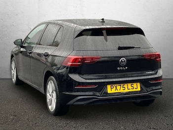 Used Volkswagen Golf 2025 for sale - 78336003: Photo