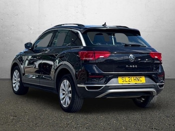 Used Volkswagen T-Roc 2021 for sale - 78499582: Photo