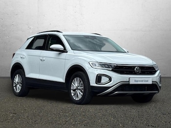 Used Volkswagen T-Roc 2023 for sale - 78941754: Photo